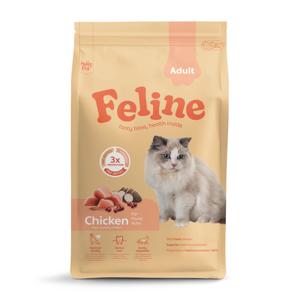 Hobby First Feline Adult Chicken - 4,5kg