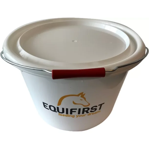 Equifirst Foderspand med lg - 15,6 liter